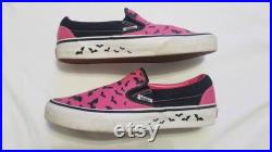 2006 Van's Pink Warped Tour Bat Trail Slip-on Shoes