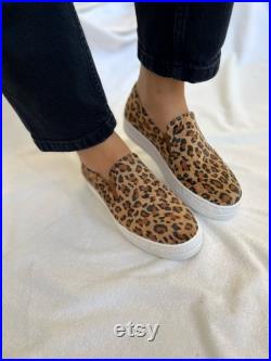 Animal Print Leather Slip On Shoes Women, Leopar Shoes, Slip Ons, Soft Shoes, Leather Shoes, Gift for Her, Made from Suede Leather.