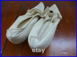 Antique Victorian Leather Wedding Shoes, Circa 1890s, Lovely Antique Pair of Kid Leather Shoes, Must See