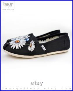 Custom Painted Flower TOMS Shoes Hand Painted Daisies